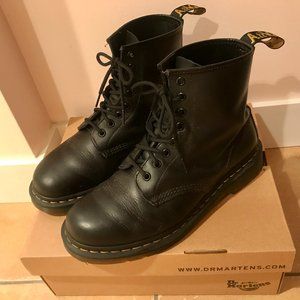 Dr. Martens 1460 Greasy Leather Boots US 9 EU 42